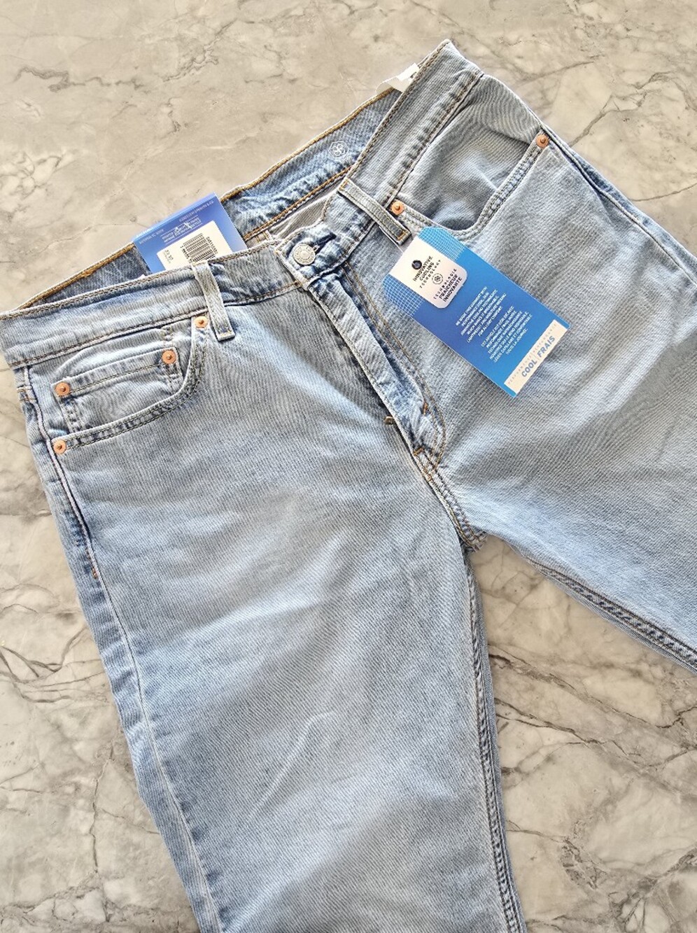 BNWT Light Blue Men's Levi's 511 Slim Jeans - 33x32